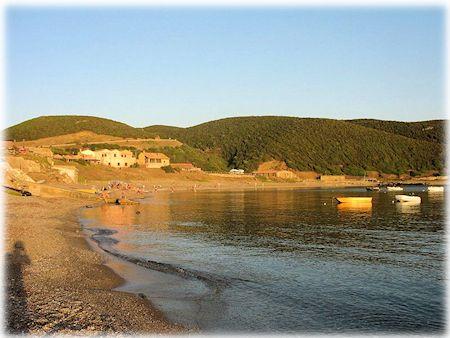 Descrizione sulla località e spiaggia di Tunaria (Porto Palma).